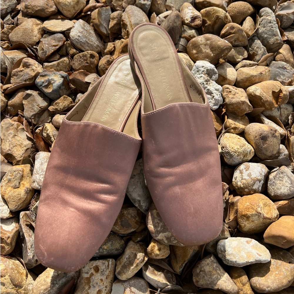 Stuart Weitzman peach satin flat mules 7